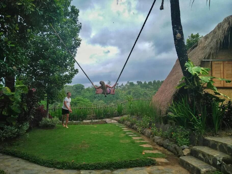 Eco Hut By Valley And 7 Waterfalls Villa Ambengan Buitenkant foto