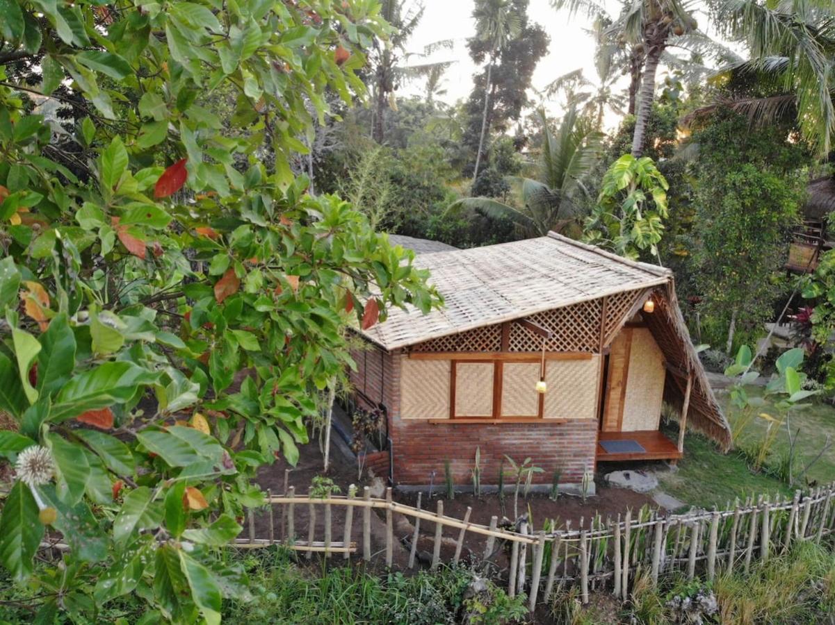 Eco Hut By Valley And 7 Waterfalls Villa Ambengan Buitenkant foto